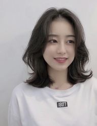 -变画·发型STUDIO