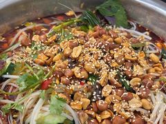 -周良天山牛杂城(天山路总店)