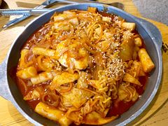 炒年糕-姜虎东白丁烤肉(恒隆广场店)