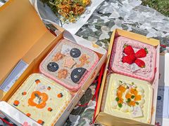 -山与蓝·轻糖鲜果蛋糕(勒泰店)