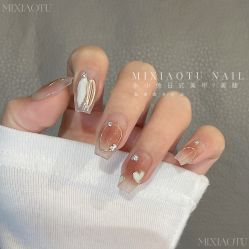 -米小兔美甲美睫