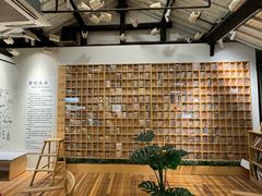 -猫的天空之城概念书店(杭州南宋御街店)