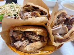 -洪峰浩老北京烧饼夹肉(角门路店)