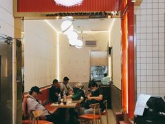 -白玉兰食品甜凤店(合生汇店)