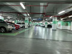 -久光百货-地下停车场