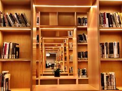 -漕河泾街道图书馆(漕河泾社区文化活动中心店)