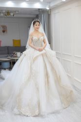 -艾朵婚纱
