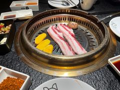 黑猪五花肉-嘿嘟嘟·肋条烧肉放题(爱融荟城店)