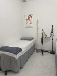 -瓷肌博士·祛痘科技美肤