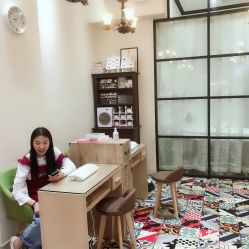 -进巍美甲美睫店