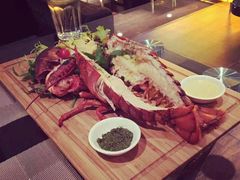 -AIR Restaurant & Lounge