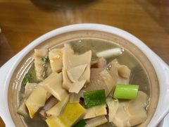 -芦茨金富饭庄·25年老字号·专做稻草鸡