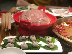 -潮火锅·麻辣牛肉火锅(观音桥方圆·LIVE店)