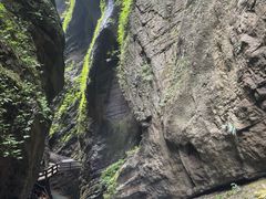 -龙水峡地缝景区