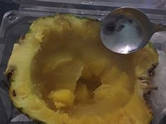 -志龙皇冠吃货椰子铺