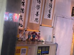 -荒岛实景沉浸密室(江汉路1店)