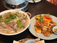 -大头虾越式风味餐厅(光明广场店)