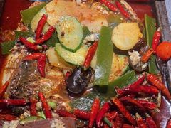 -探鱼·鲜青椒爽麻烤鱼(天河优托邦店)