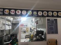 -新百幺妹火锅(新百广场万宇步行街总店)