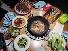 -茸梅路右拐龙虾-农家菜(松江店)