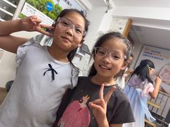 -美空眼镜·星趣控·新乐学·控优点合作店(周浦万达店)