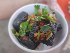 -黑色经典臭豆腐·湖南特产(步行街店)
