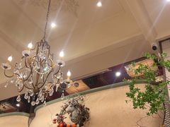 -玛格萝妮比萨屋(四平店)