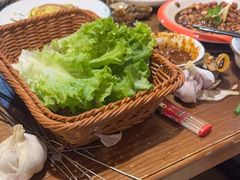 -六福酒馆(秦隆步行街店)
