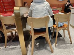 -红渡小香·牛肉麻辣香锅(车站南路店)