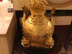 -佬钱湾仔(衣裳街店)