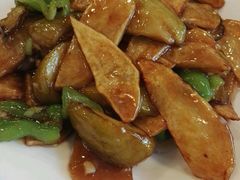 -鹤乡东北菜(崮山路店)
