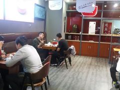 大堂-周鱼小馆石锅酸菜鱼(活力汇店)