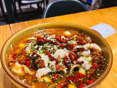 -十三式重庆江湖菜(金茂览秀城店)