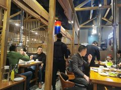 大堂-唯成•韩国炭火烤肉 유성고기