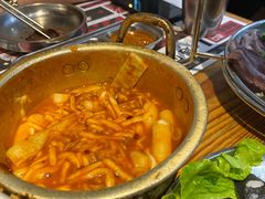 -青瓦炭韩潮烤肉(花园道店)