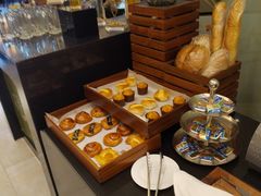 -亮马河饭店翠雅咖啡厅