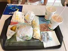 -华莱士·全鸡汉堡(常德桃源丽人街店)