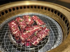 -山川小町·极番烧肉(新地假日广场店)