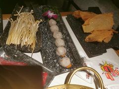老哥炸豆皮-哥老官重庆美蛙鱼头(西湖银泰十一哥店)