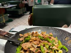 -费大厨辣椒炒肉(高铁吾悦广场店)