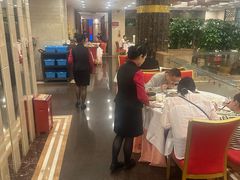 -凤凰楼酒家·粤宴点心(华强北店)