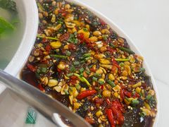 -覃记海鲜美食餐厅