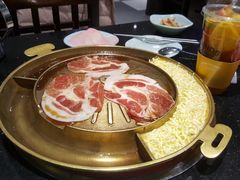 -猪啊牛呀羊啊铜盘烤肉(正大广场店)