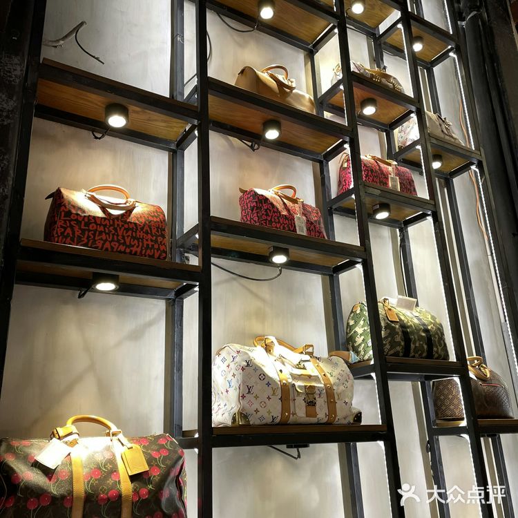 入手Lv绝版中古 河蚌包