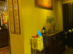-龙门阵茶屋川菜馆(武康路店)