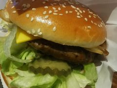 星级厚作和牛堡餐-肯德基(沈阳机场T3店)