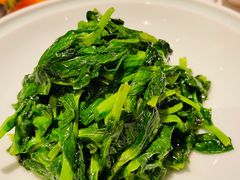 清炒豆苗-申粤轩酒楼·三十年粤菜经典(丁香花园店)