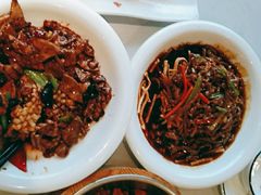 -刘胖子家常菜·蹄花焖藕(中央花园店)