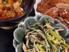 -古都历食南京菜·烤鸭·鸭血粉丝·汤包(南京博物院店)