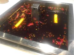 麻辣红锅-小牛叔鲜切牛肉·火锅·烤肉自助(公济桥路店)